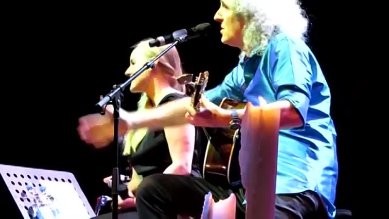 Somebody To Love Brian May and Kerry Ellis Live At Moscow Crocus