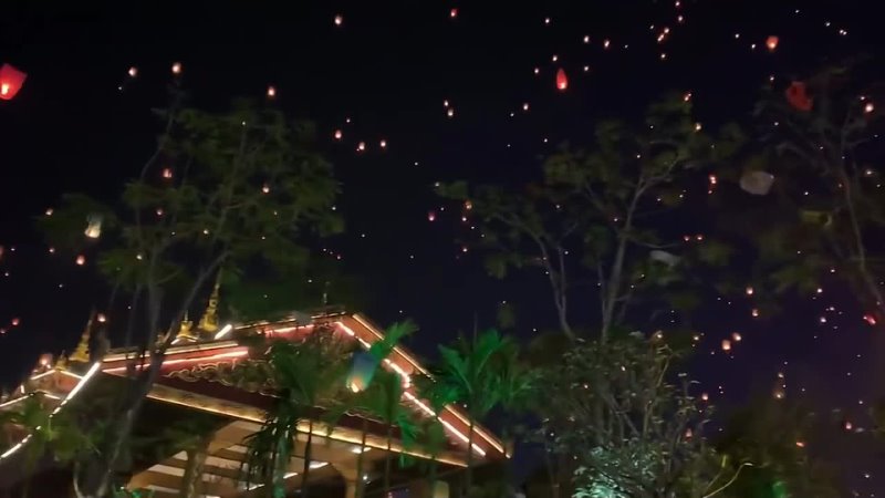 Небо над Китаем осветили тысячи воздушных фонариков — в стране отмечают их праздник (Юаньсяоцзе). 
... [читать продолжение]