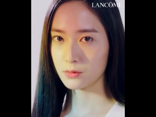 Кристалл в рекламном ролике для номера журнала W Korea и бренда Lancôme (2023)