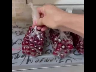 Как заморозить ягоды на зиму 😋