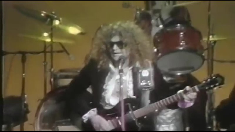 Mott The Hoople All The Young Dudes Live Video
