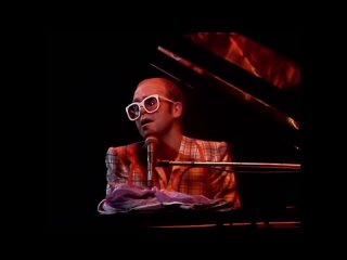 Elton John - Live at the Playhouse Theatre, Edinburgh, Scotland (1976)