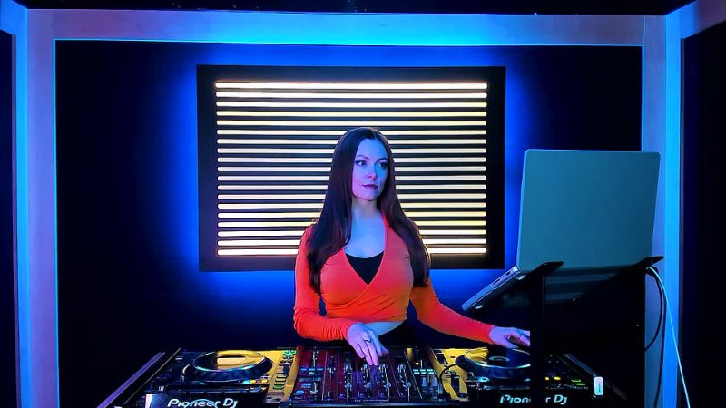 Arwen s Faith Never Too Old for Clubhopping, 90s Electronica DJ Mix, Klubbheads, Gigi D Agostino 22, 03,
