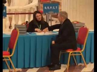 Назарбаев проголосовал на внеочередных парламентских выборах в Казахстане