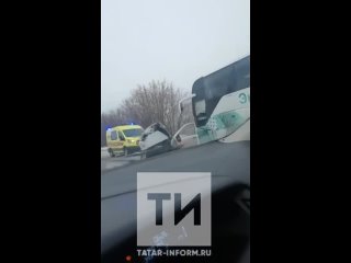 Водитель легковушки погиб в ДТП с автобусом в Нижнекамске