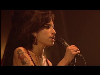 Amy Winehouse - Live at Glastonbury Festival Jazz World Stage [22.06.2007] [PRO] [DVDRip]