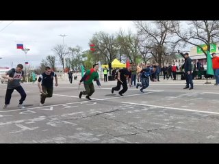 Традиционная легкоатлетическая эстафета ко Дню освобождения Тирасполя стартовала. В забеге принимают участие 43 команды. Это пре
