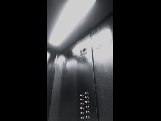 Очень атмосферный, жуткая ролик по теме легенды о «лифте в ад». После п
