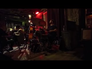 Tony Karapetyan Trio feat. Miqael Voskanyan live at Ulikhanyan Jazz club