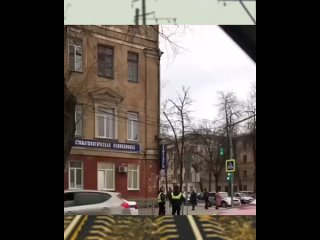 Воронеж: у ж/д вокзала “Воронеж-1“ массовое скопление сотрудников ГИБДД. Всё из-за приезда полпреда президента в ЦФО Щёголева. ☝