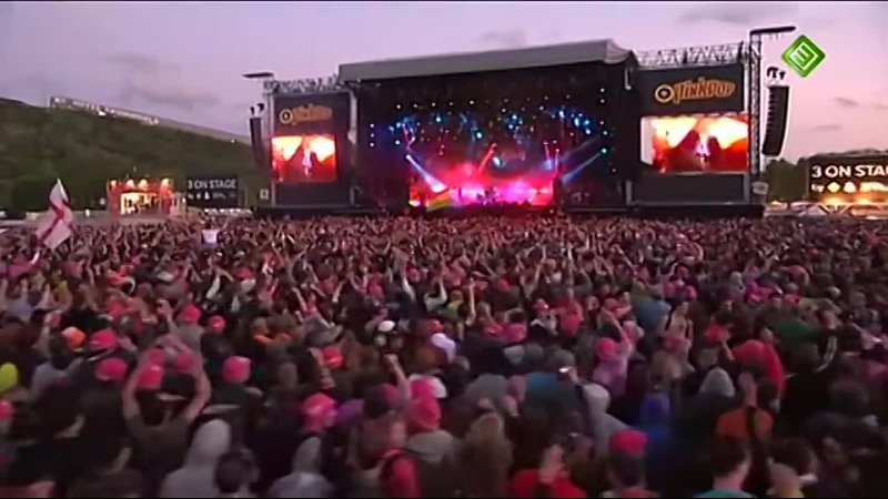 The Prodigy Warriors Dance ( Live At Pinkpop