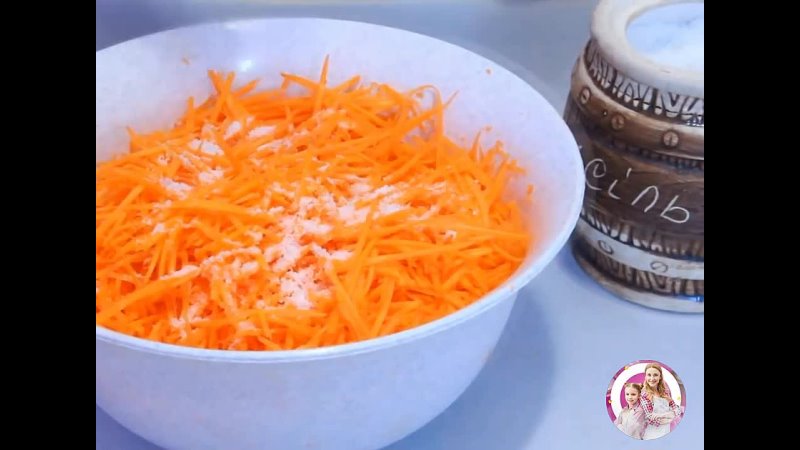 Соседка поделилась рецепт моркови по корейски, как у