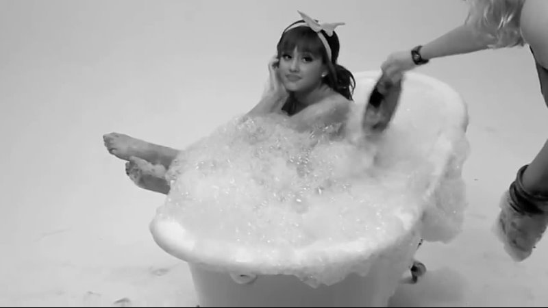 AG Week In Videos Day 5: Bubble Bath