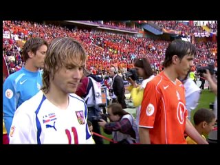 16 NED vs. CZE || Manuel Mejuto González, Martínez Samaniego, Guerrero Alonso, (Collina)