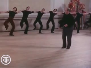 Матросский танец Яблочко. Ансамбль народного танца Игоря Моисеева (1982)