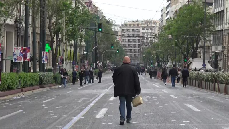 Live aus Athen: Demonstration zum 1. Mai landesweiter Streik im Öffentlichen