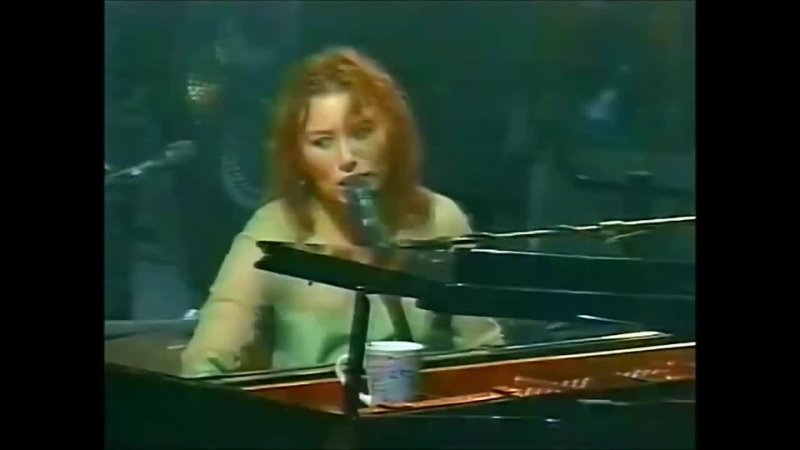 Tori Amos   The Waitress +  eat my pussy  incident (Live 1999) [Reworked]