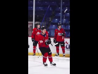 Bedard in SLO-MO as he gets ready for tonight’s CHL Top Prospects game! Videos by- @chlhockey #hockey #connorbedard #nhl #hockey