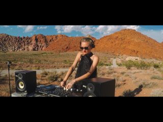 Lexa Raballo / Live DJ Mix ( Ben Bhmer / Giorgia Angiuli / Maxim Lany ) Red Rocks, Nevada, USA 04/11/2022