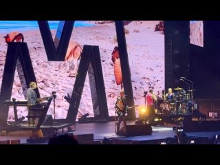 Depeche Mode - 2023-03-23 - Концерт в Сакраменто, Golden 1 Center, Калифорния, США [by Kalifornianne 1080p]