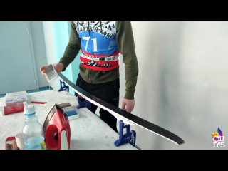 Видеоурок по подготовке лыж к уроку Попеременно двухшажный лыжный ход в 4-м классе