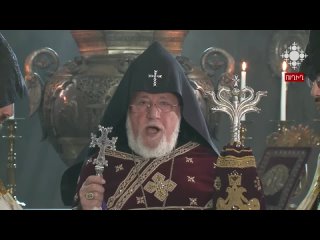 Католикос Всех армян Гарегин II 9 мая отслужил молебен о мире и безопасности