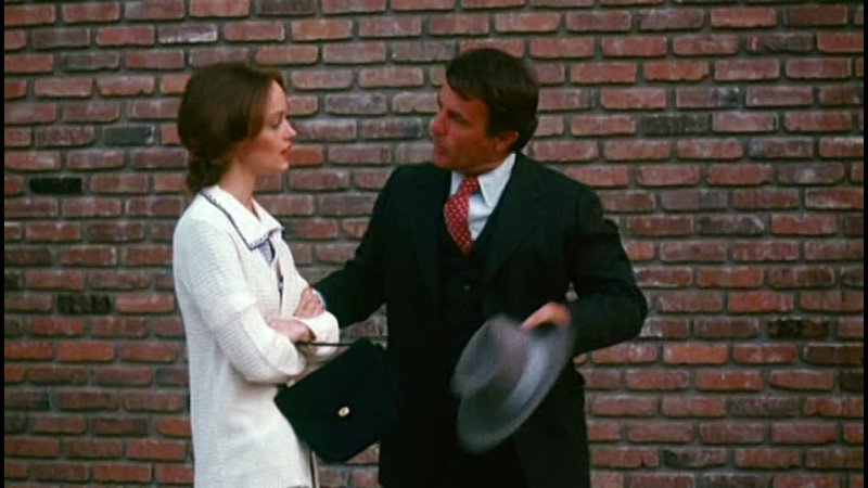 Дама в красном (1979)