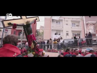 A Black Jesus: Who is welcome in the Sicilian town of Siculiana? | DW Documentary