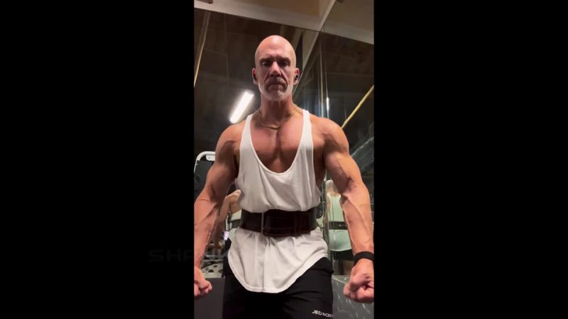 64 Year Old Senior Bodybuilders Incredible Athleticism Will Leave You