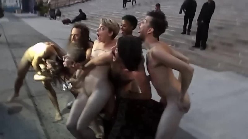 New York Nude Fashion Week Streakers!