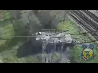 Российские десантники уничтожили САУ ВСУ барражирующим боеприпасом “Ланцет-3“
