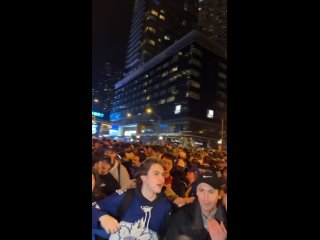Фанаты «Торонто» хотят серию с «Бостоном»