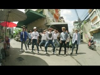 Stray Kids  극과 극(NS)  Video (Street