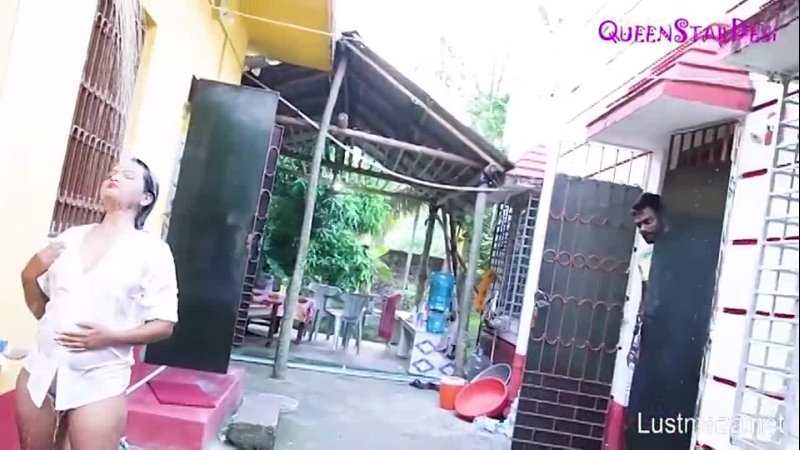 Sraboni Outdoor Shower Uncut (2022) Queenstardesi Hindi Hot Short Film