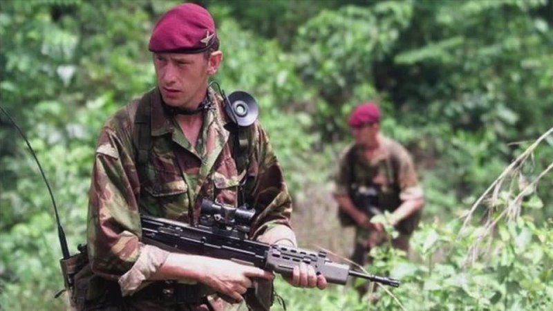 Death Diamonds SAS Paras Raid Sierra Leone 2000 ( Episode 2) AUDIO