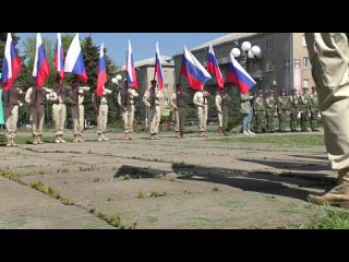 Донбасс глазами детей. Свердловчане отметили девятый день рождения Луганской Народной Республики