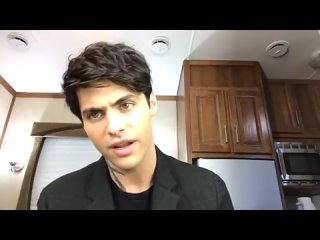 Shadowhunters: Chat LIVE with Matthew Daddario. #matthewtakeover (2nd part of the live that the SH fb account re-upload)