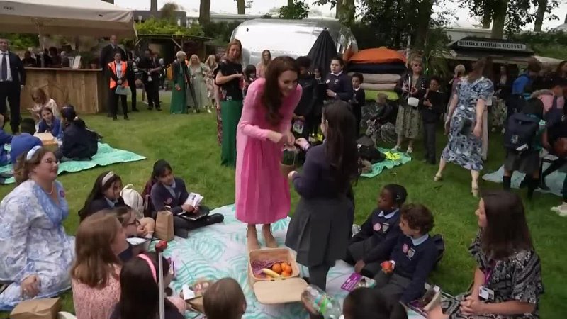 Kate asked Whats it like Being a Princess and Given Flowers