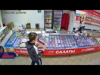 В Пермском крае мужчина стащил из супермаркета ящик для сбора средств на СВО