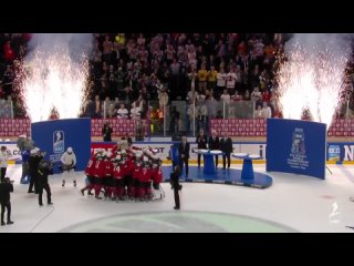 Награждение сборной Канады