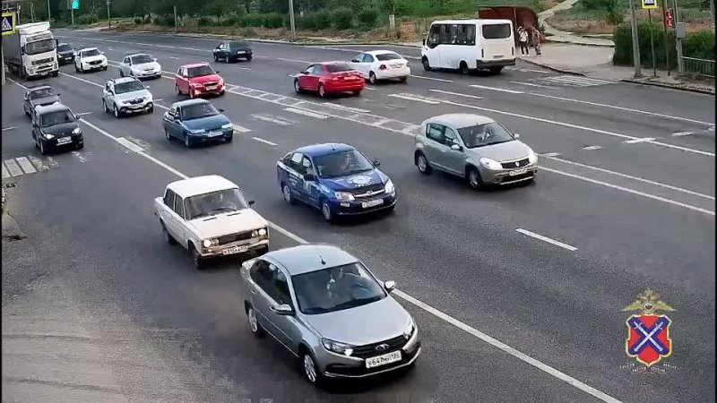«Запах алкоголя откуда? Облился»: видео опроса водителя маршрутки после смертельного ДТП в Волгограде 
 
-... [читать продолжение]