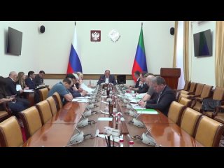 Абдулмуслим Абдулмуслимов провел совещание по актуальным темам в сфере здравоохранения