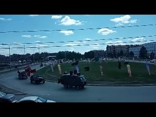 Автопробег с участием ретроавтомобилей в пойковском.