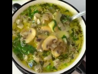 Вкуснейший грибной суп.

Ингредиенты:
Шампиньоны - 300 гр
Картофель - 300 гр
Морковь -1 шт
Плавленный сливочный сыр - 2 ст.ложки