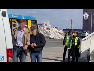 Бывшего гендиректора аэропорта Норильск подозревают в даче взятки в 250 тысяч рублей