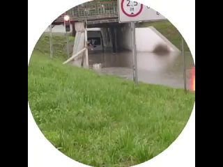 🌧️ Ливень, который обрушился на курортные Ессентуки накануне, оставил после себя немало последствий.