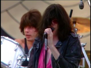 Ramones: It's Alive 1974-1996 / Part 2