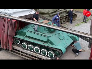 ️Танк Т-70 привезли из Мелитополя на место реставрации в Ленинградской области