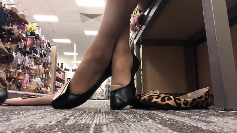 Shoe Shopping with Lilmizzunique