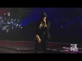 Eminem неожиданно вышел на сцену!
